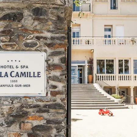Отель Camille &
