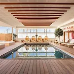 Camille & Hotel 4*